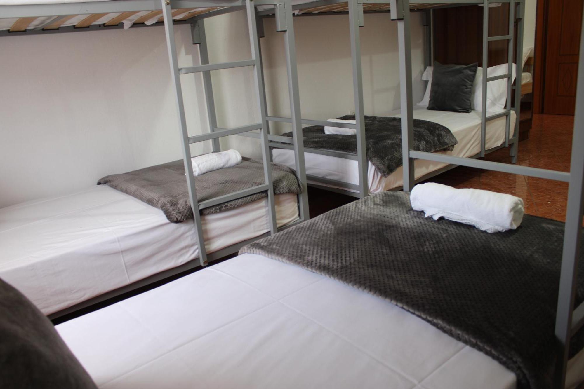 Crew Hostel 地拉那 外观 照片