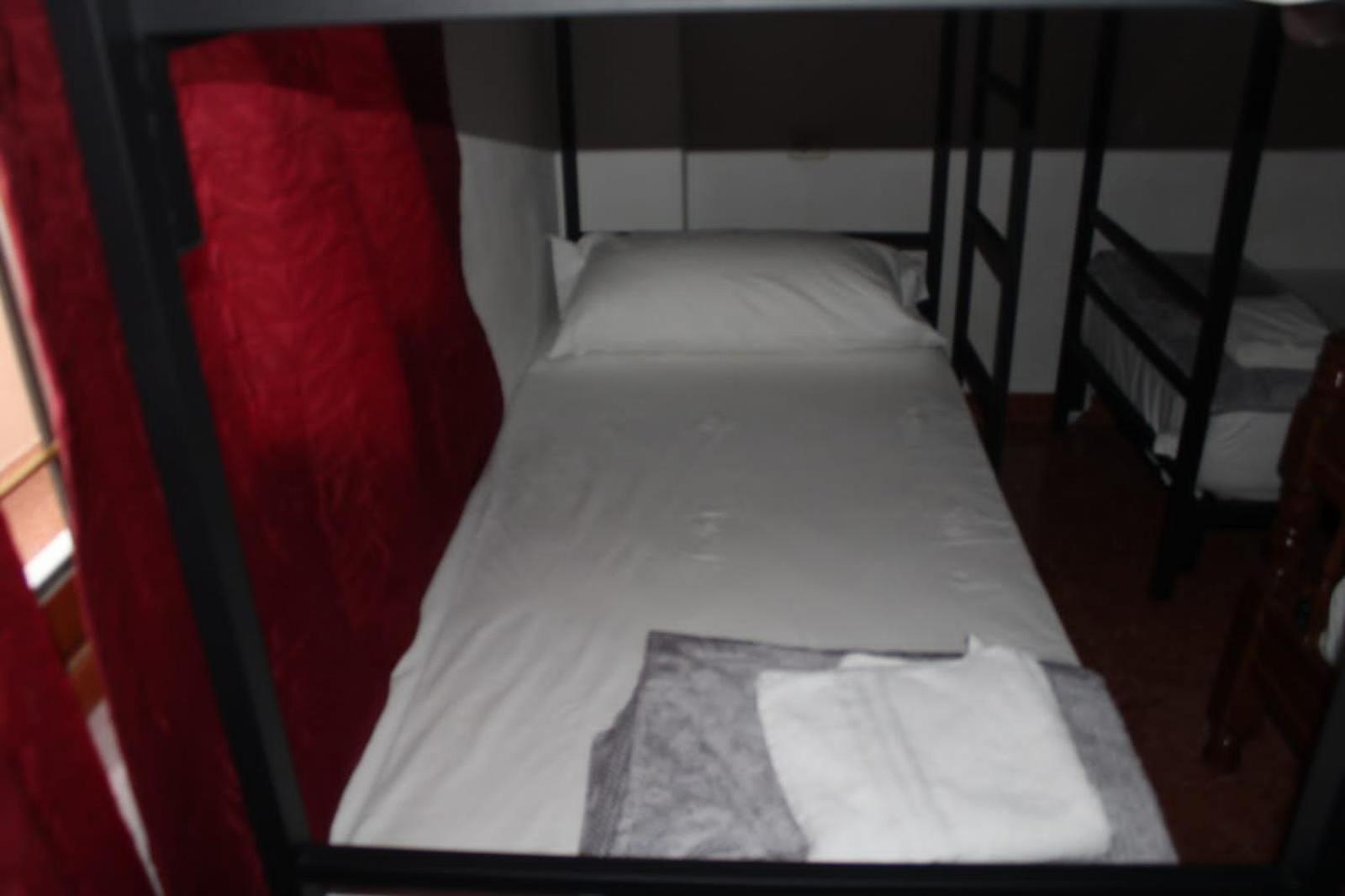 Crew Hostel 地拉那 外观 照片
